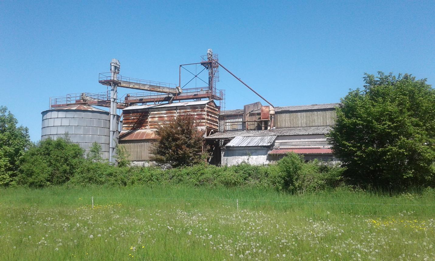 Tout le monde à l'usine